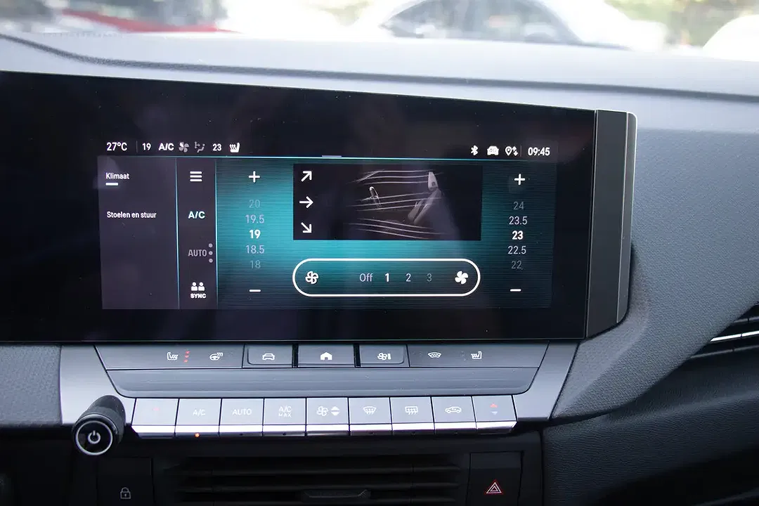 Opel Astra - Thumbnail 22