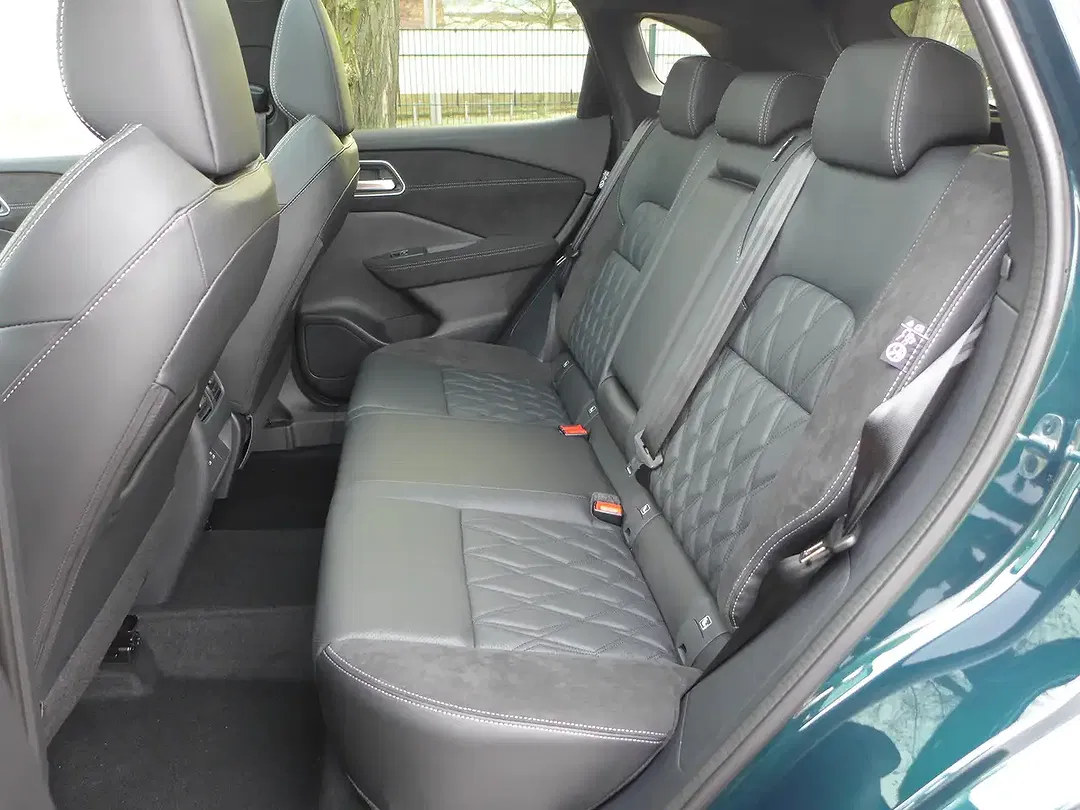 Nissan Qashqai - Thumbnail 12