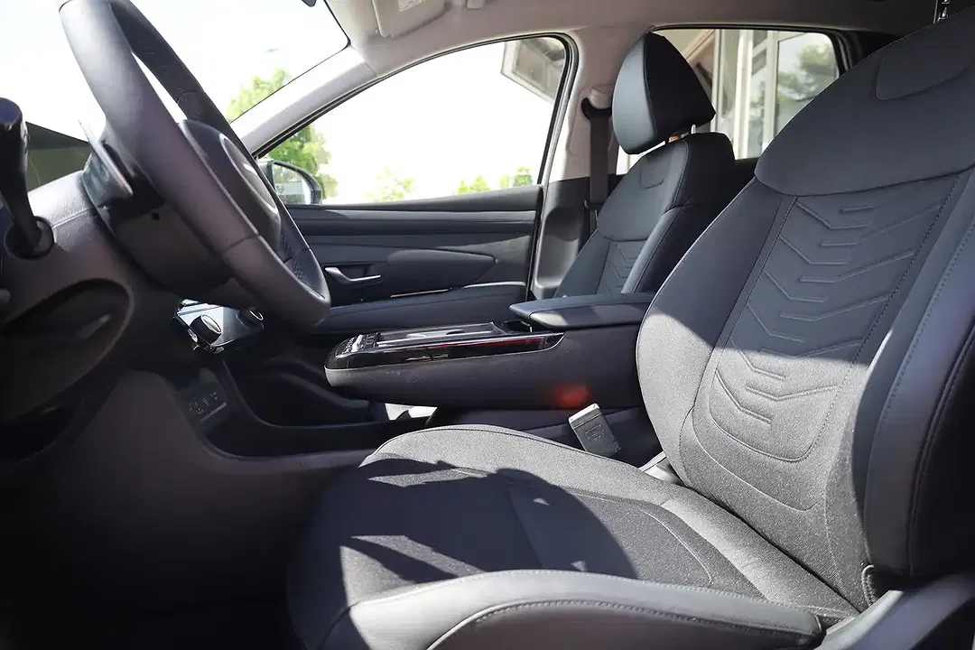 Hyundai TUCSON - Thumbnail 8