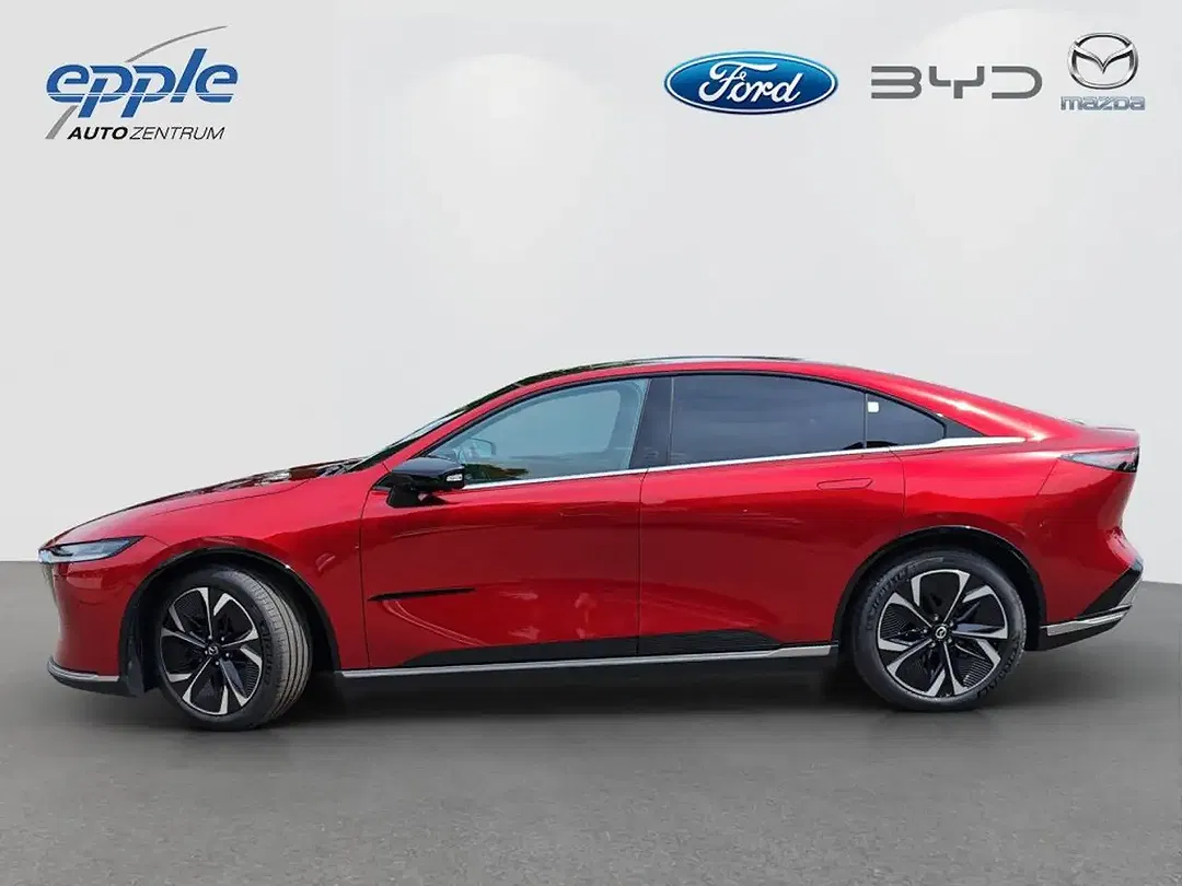 Mazda 6e - Thumbnail 3