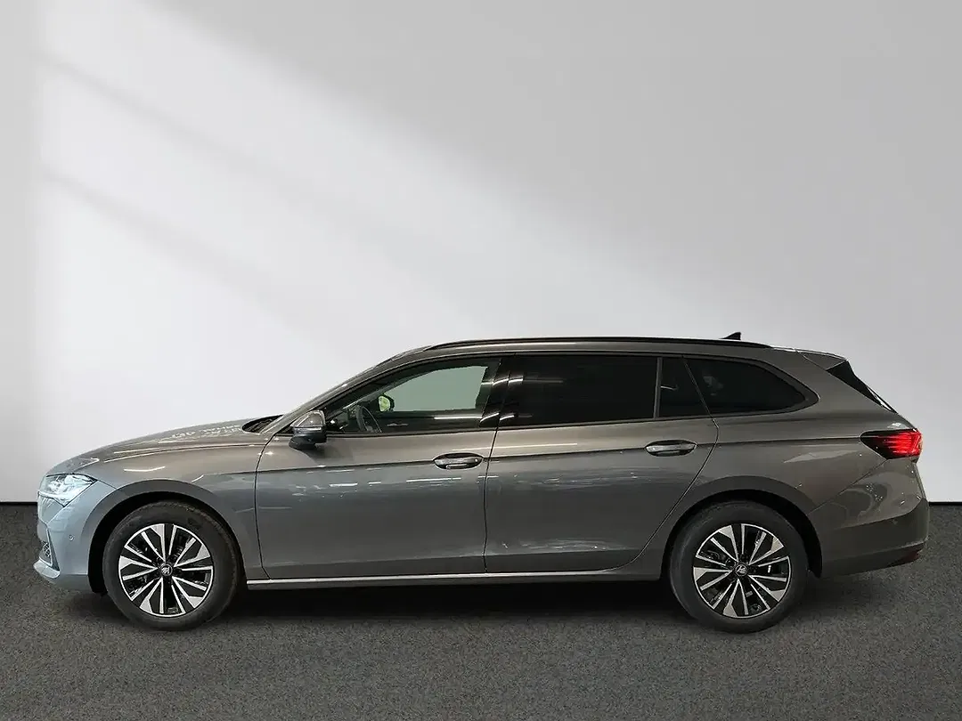 Skoda Superb - Thumbnail 2
