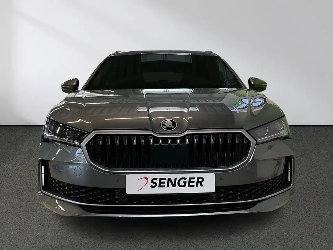 Skoda Superb - Thumbnail 4