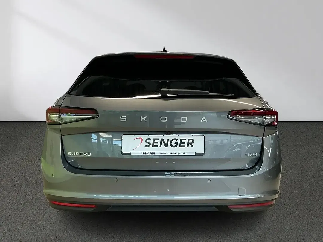 Skoda Superb - Thumbnail 5