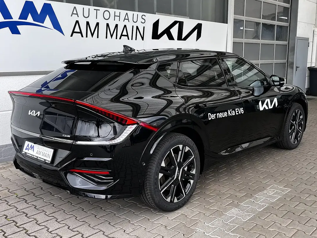 Kia EV6 - Thumbnail 5