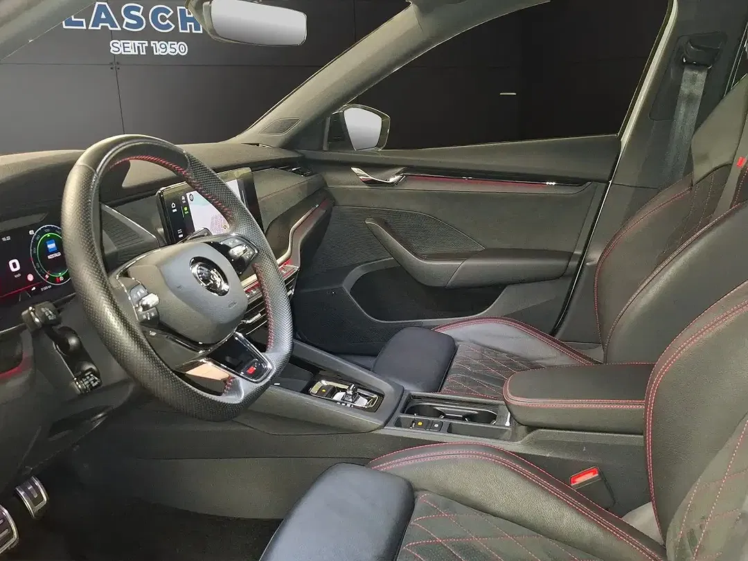 Skoda Octavia - Thumbnail 11
