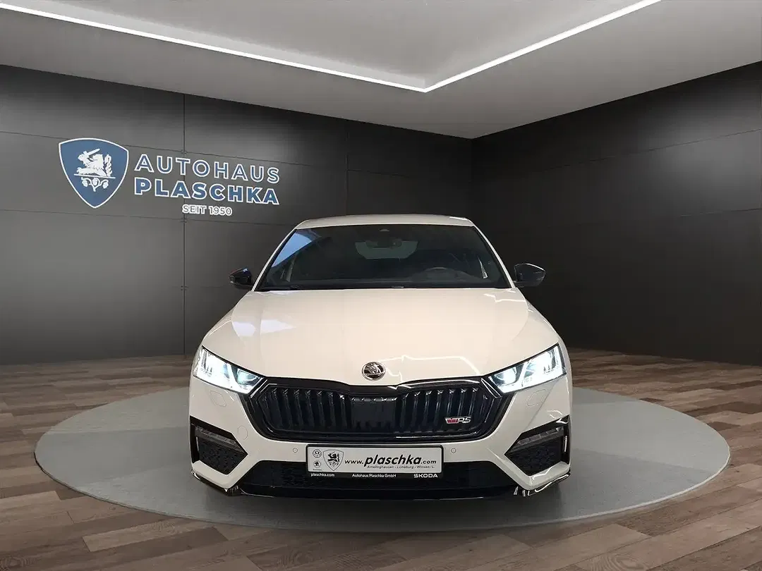 Skoda Octavia - Thumbnail 2