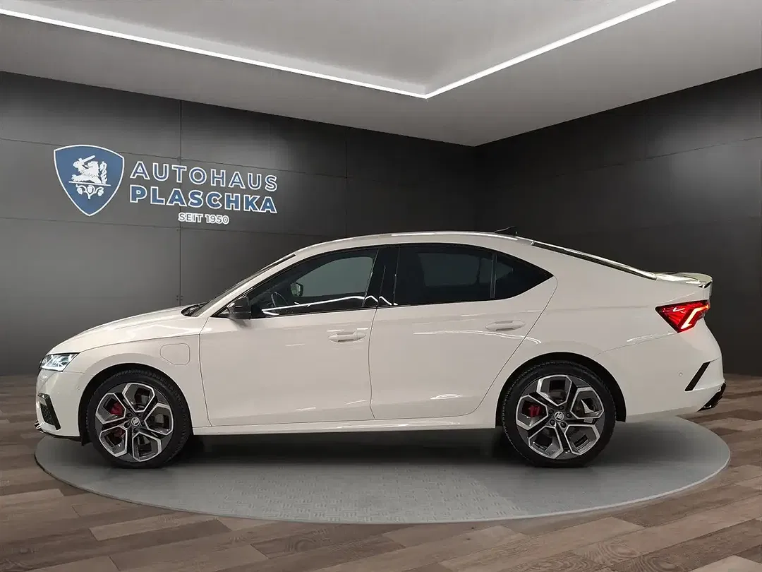Skoda Octavia - Thumbnail 8