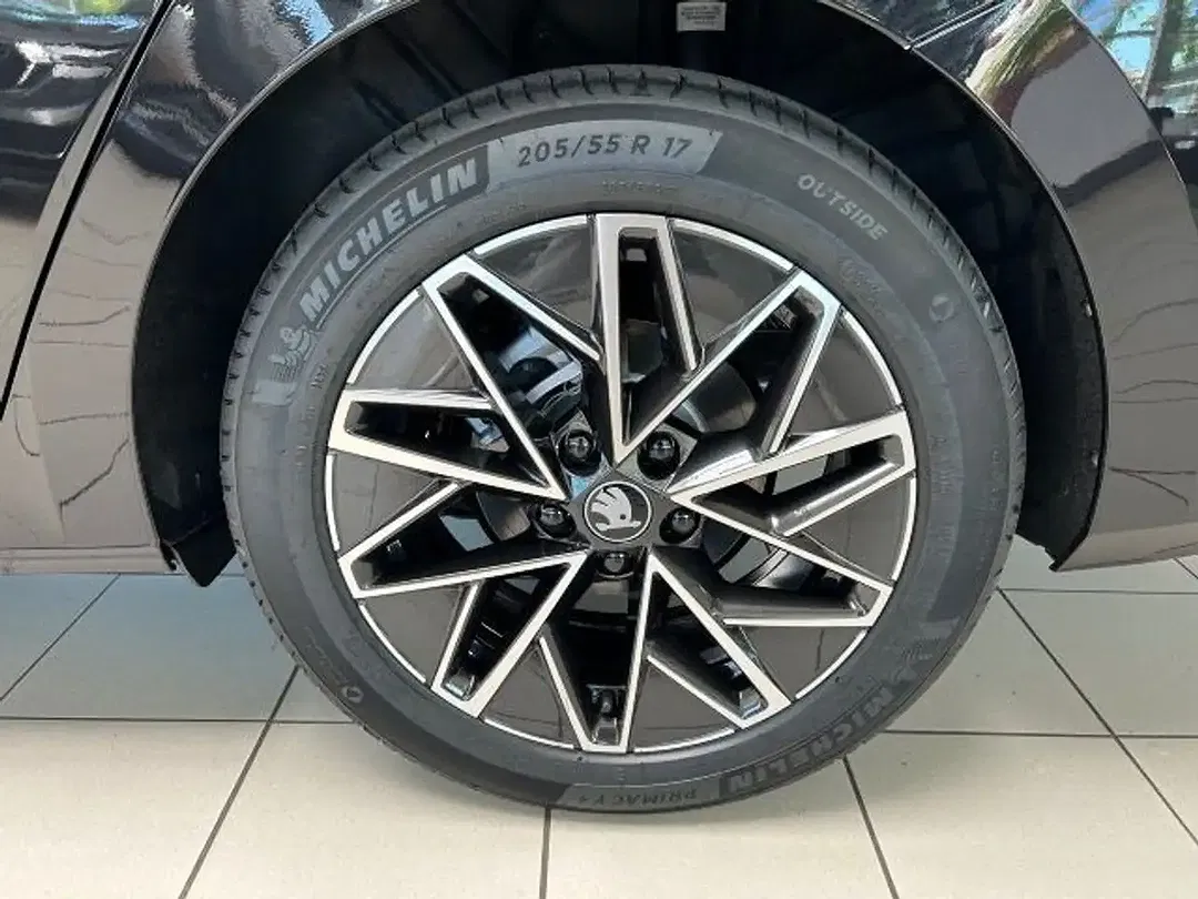 Skoda Octavia - Thumbnail 11