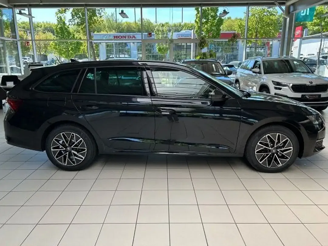 Skoda Octavia - Thumbnail 5