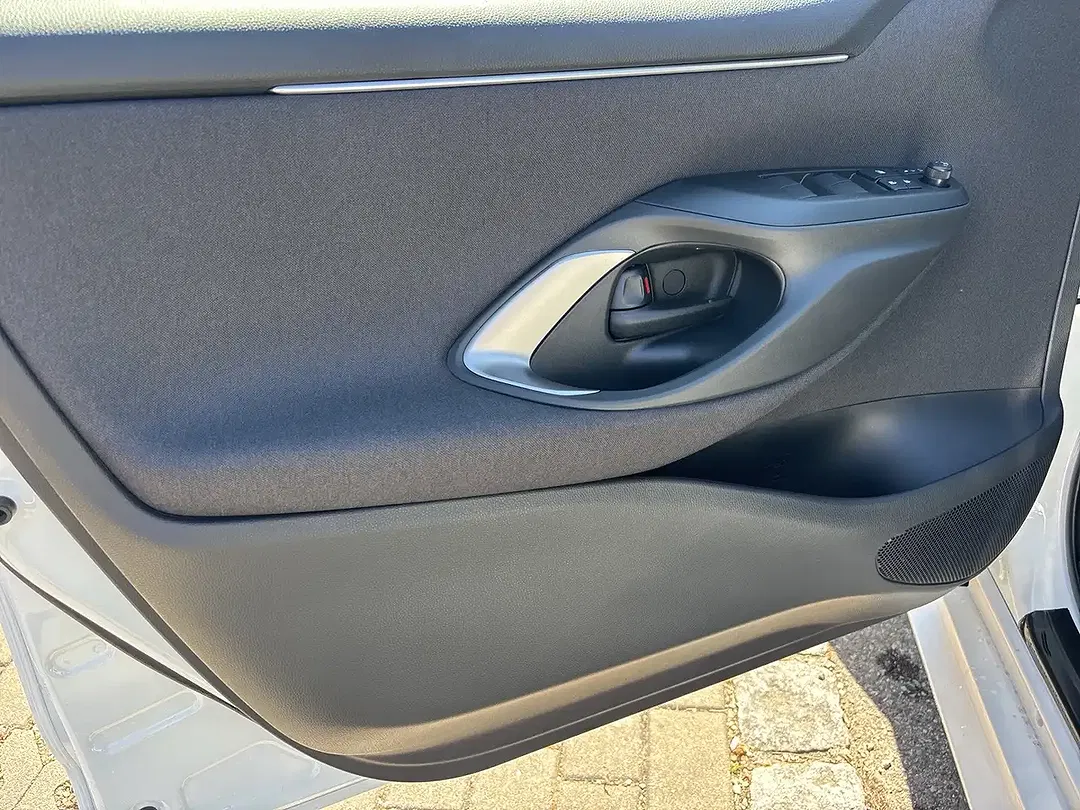 Mazda 2 - Thumbnail 10