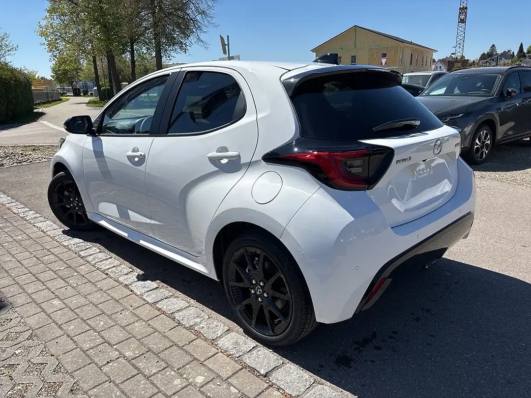 Mazda 2 - Thumbnail 7