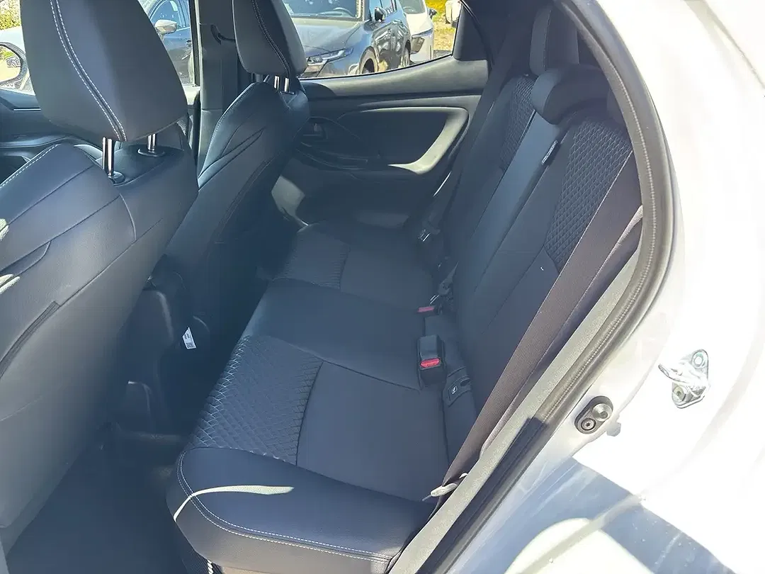 Mazda 2 - Thumbnail 9