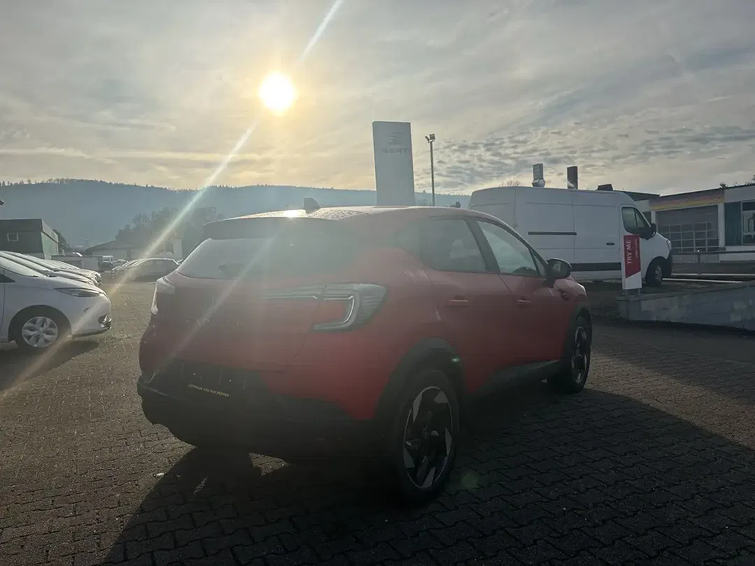 Renault Captur - Thumbnail 4