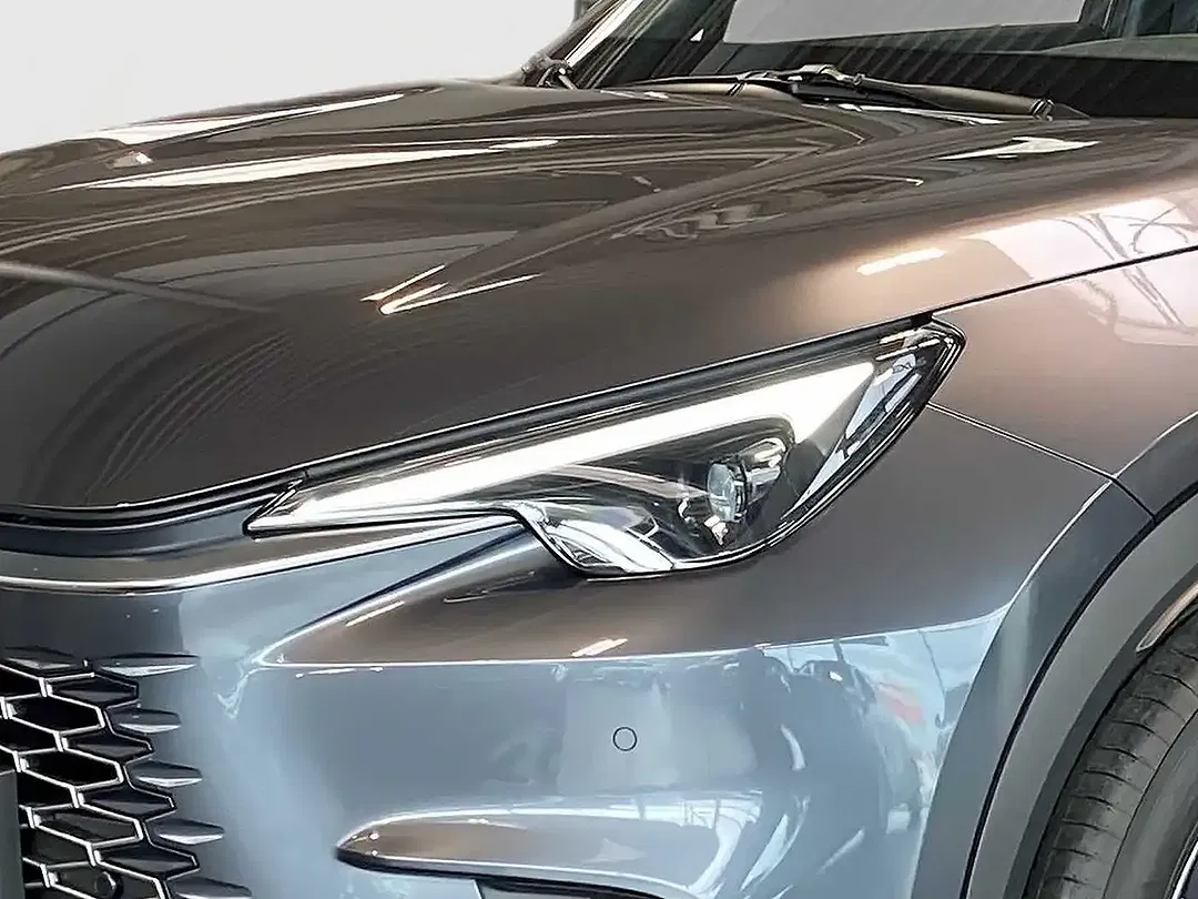 Lexus LBX - Thumbnail 7