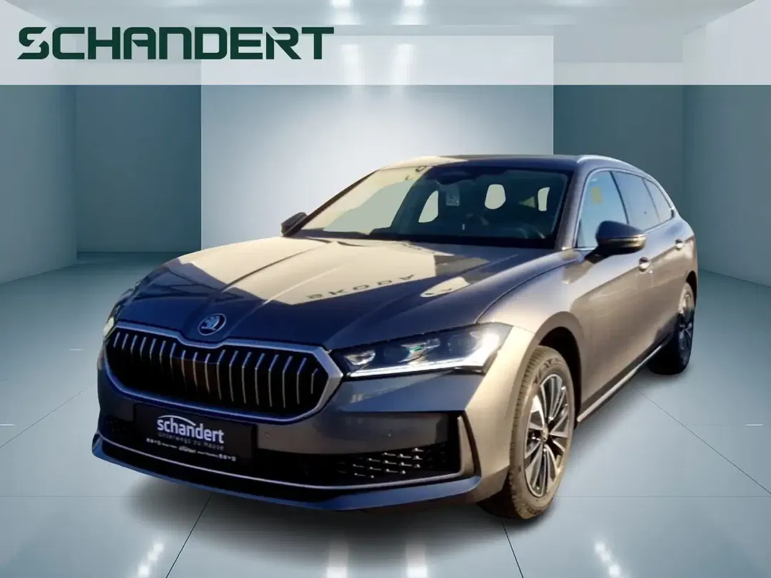 Skoda Superb - Thumbnail 1