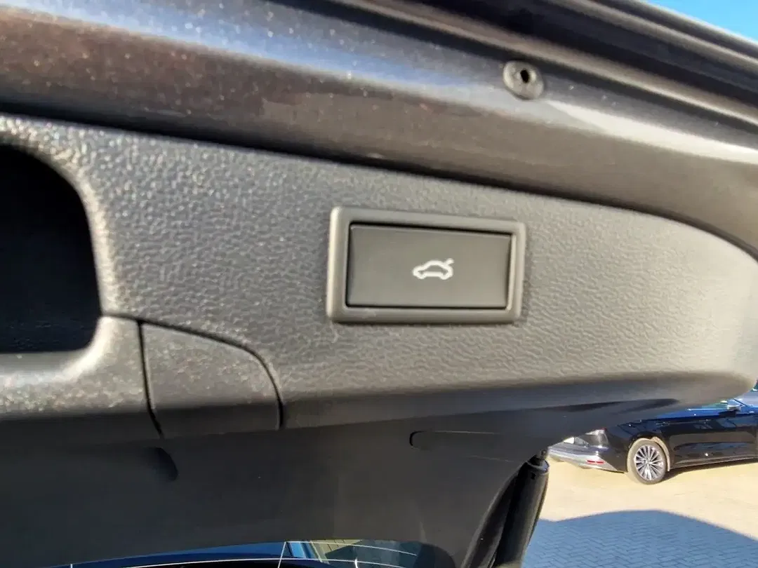 Skoda Superb - Thumbnail 13