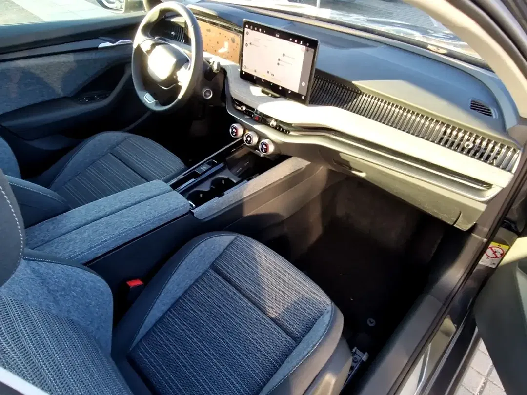 Skoda Superb - Thumbnail 8