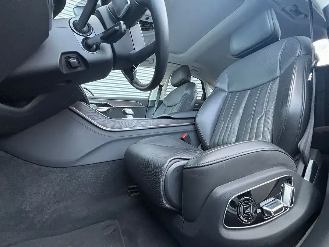 Audi A8 - Thumbnail 9