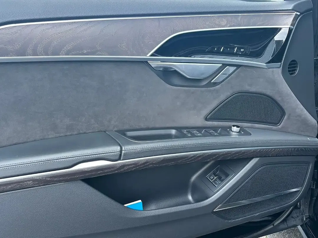 Audi A8 - Thumbnail 8