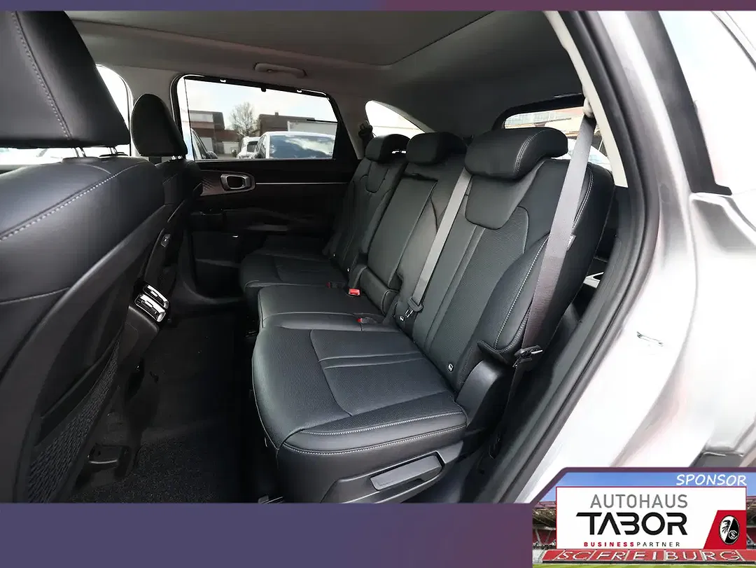 Kia Sorento - Thumbnail 7