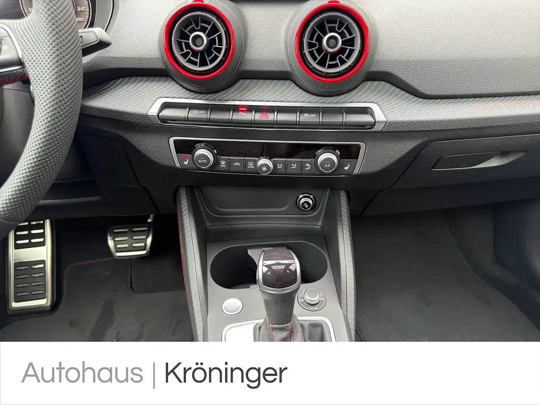 Audi Q2 - Thumbnail 14