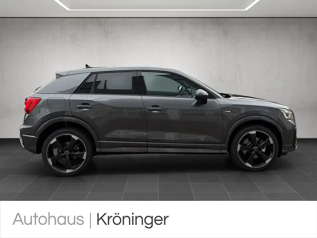 Audi Q2 - Thumbnail 4