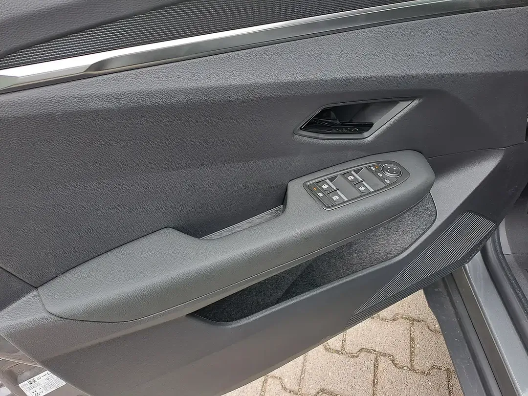 Mitsubishi Eclipse Cross - Thumbnail 13