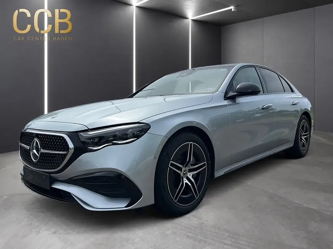 Mercedes-Benz E 200 - Thumbnail 1