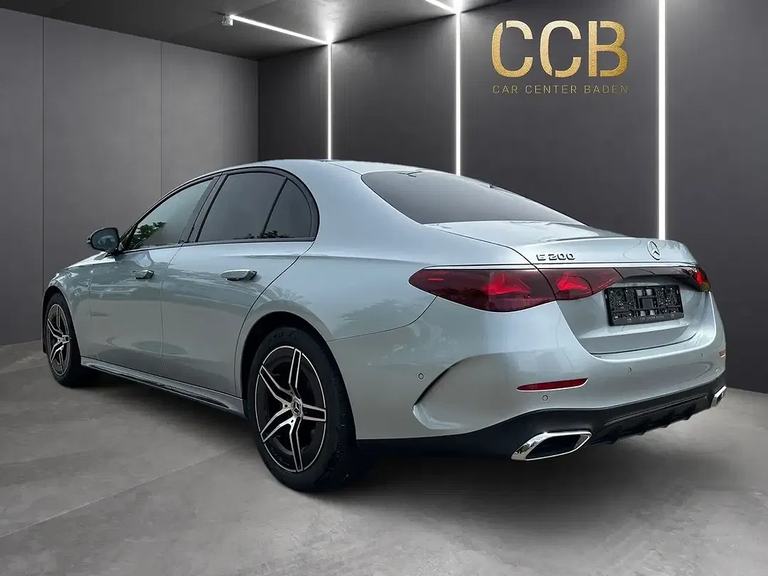 Mercedes-Benz E 200 - Thumbnail 5