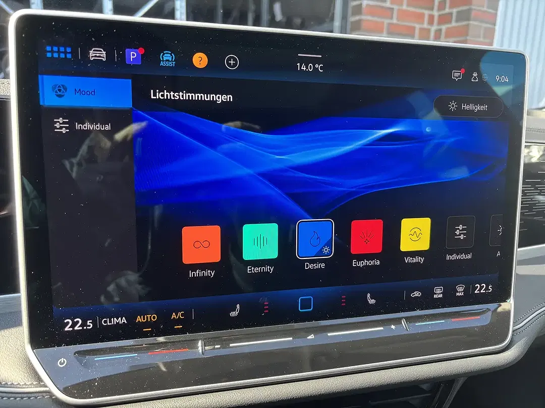 Volkswagen Passat Variant - Thumbnail 10