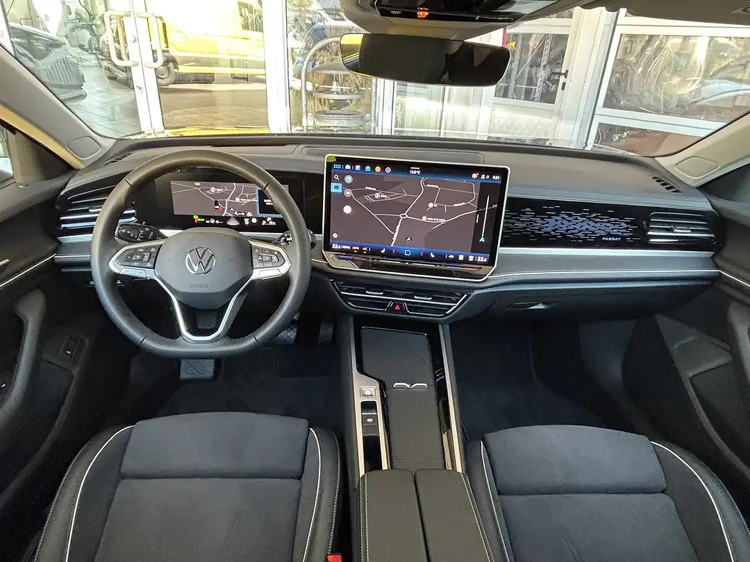 Volkswagen Passat Variant - Thumbnail 5