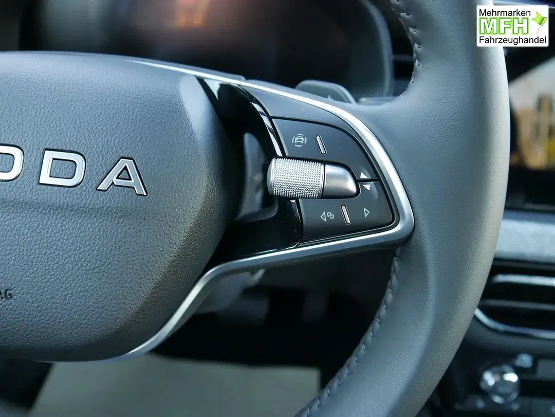 Skoda Scala - Thumbnail 12