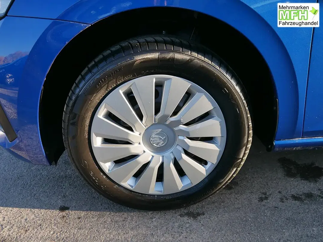 Skoda Scala - Thumbnail 6