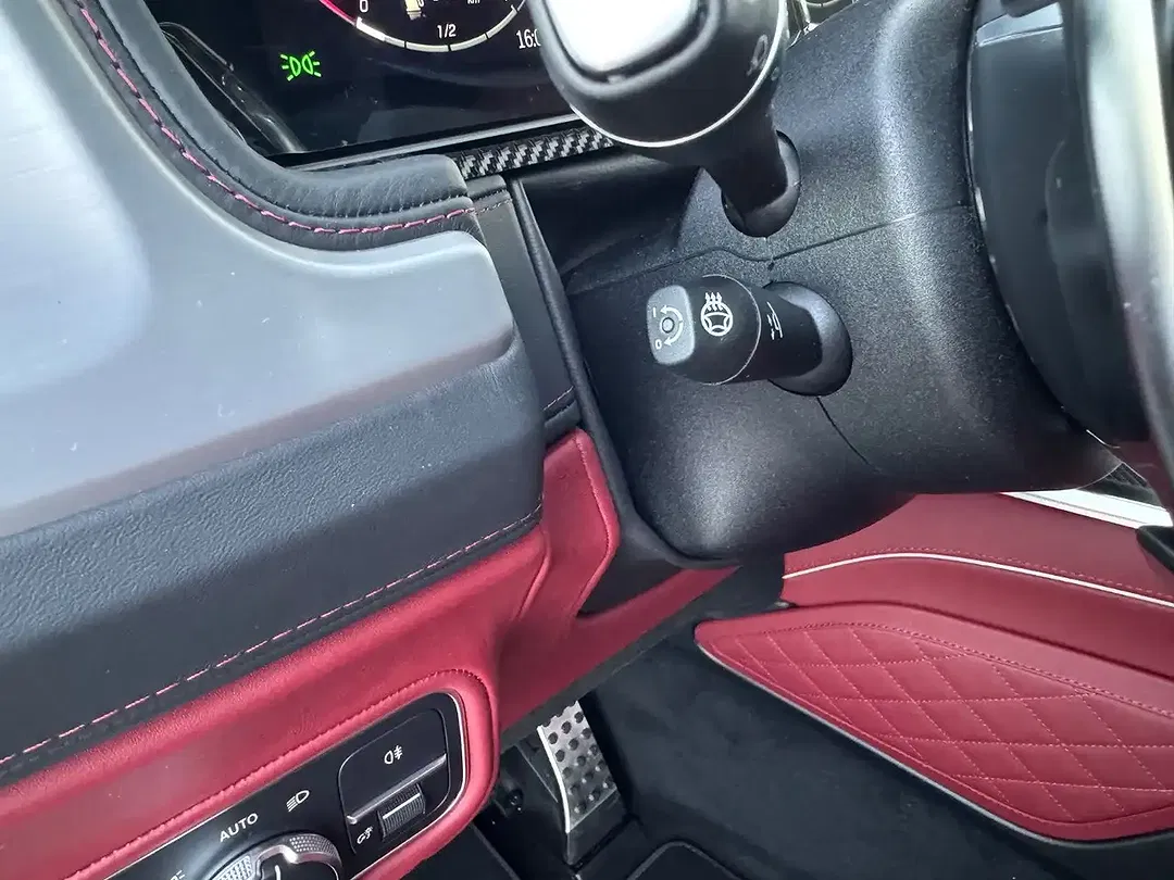 Mercedes-Benz G 63 AMG - Thumbnail 8