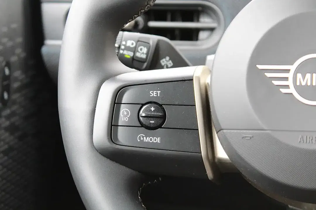 MINI Cooper C - Thumbnail 10