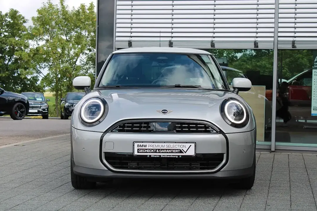 MINI Cooper C - Thumbnail 3