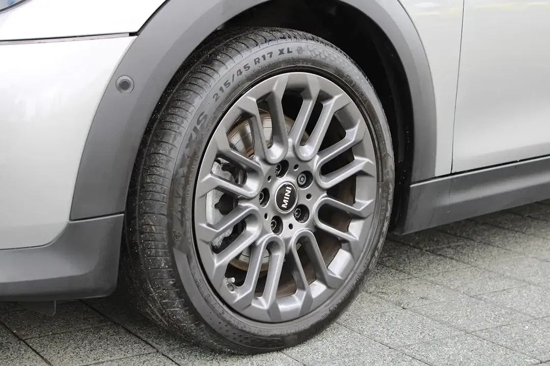 MINI Cooper C - Thumbnail 7