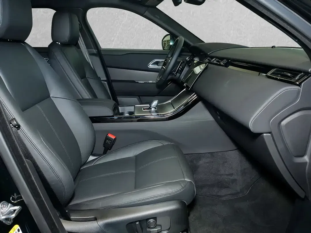 Land Rover Range Rover Velar - Thumbnail 3