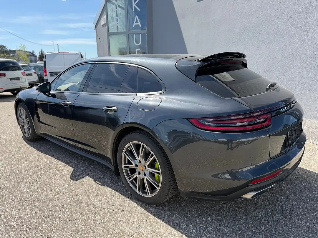 Porsche Panamera - Thumbnail 5