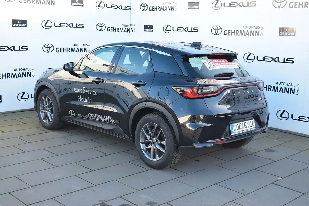 Lexus LBX - Thumbnail 3
