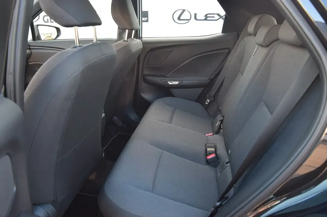Lexus LBX - Thumbnail 8