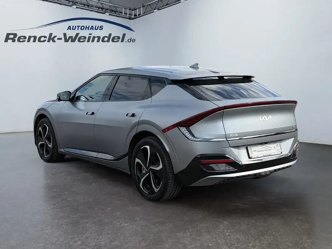 Kia EV6 - Thumbnail 3