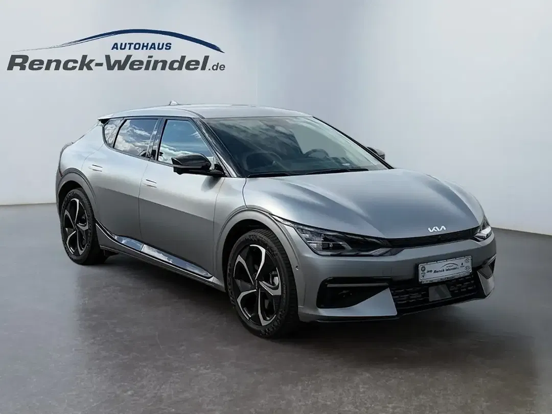 Kia EV6 - Thumbnail 7