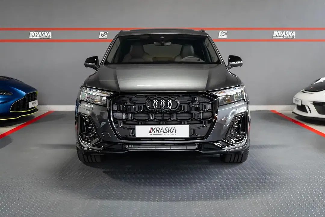Audi Q7 - Thumbnail 5