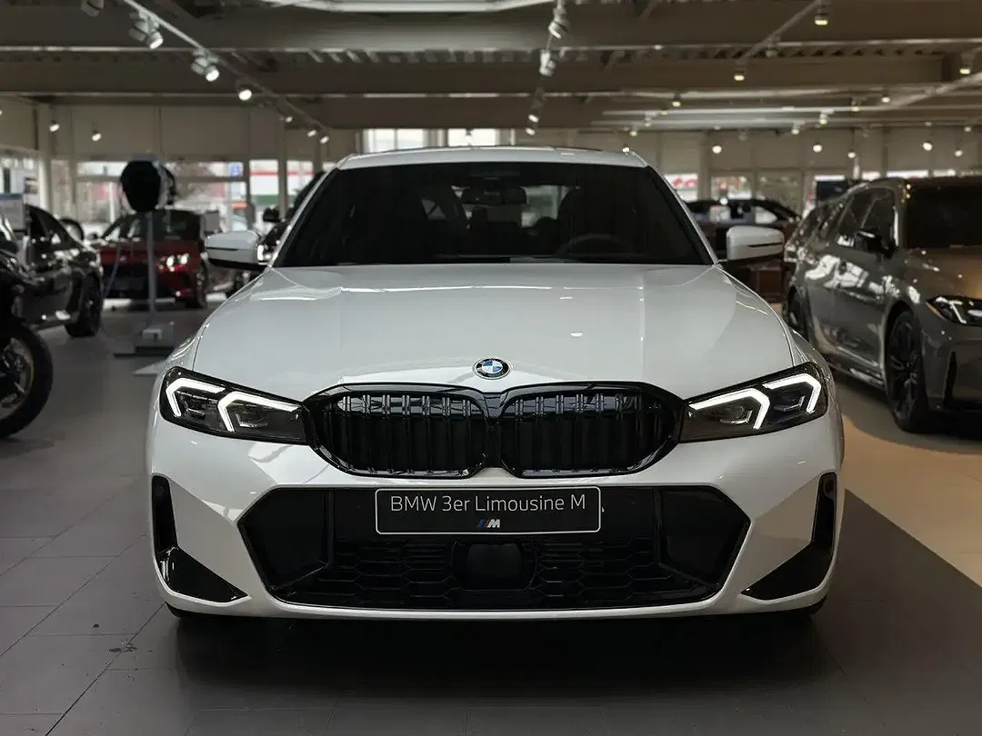 BMW 320 - Thumbnail 2