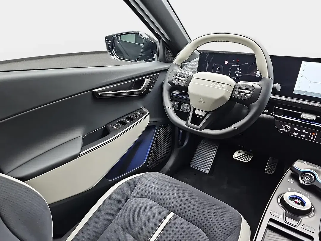 Kia EV6 - Thumbnail 8