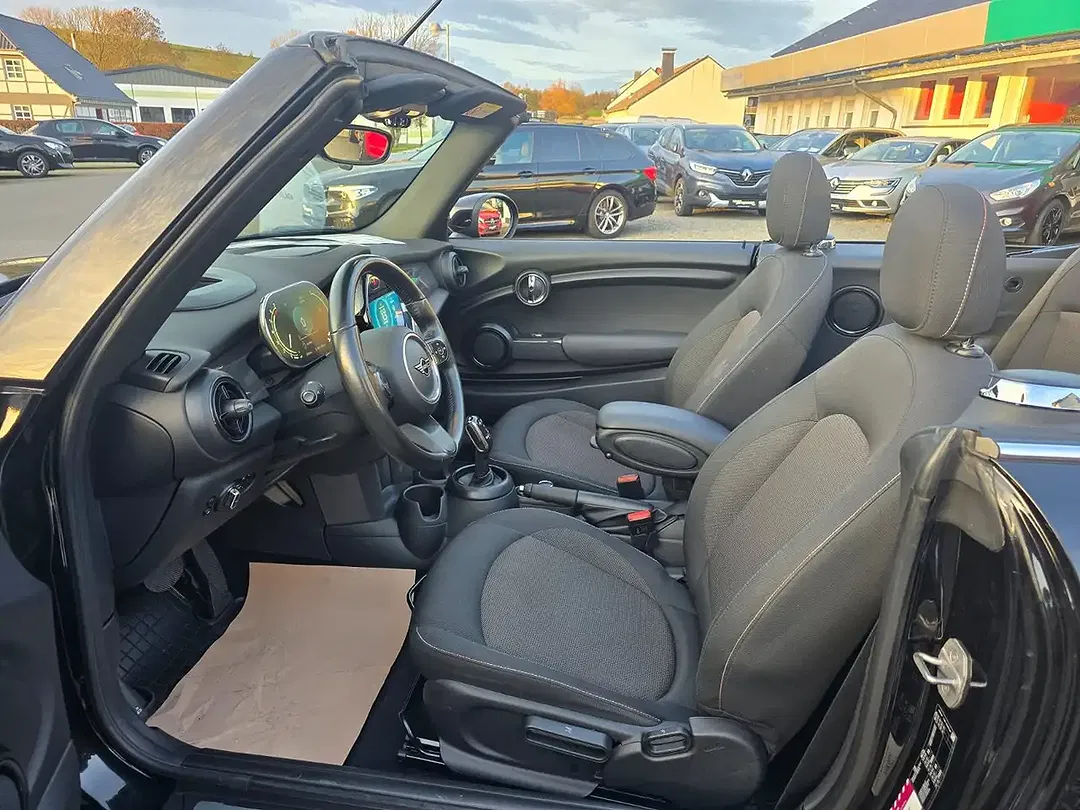 MINI Cooper Cabrio - Thumbnail 15