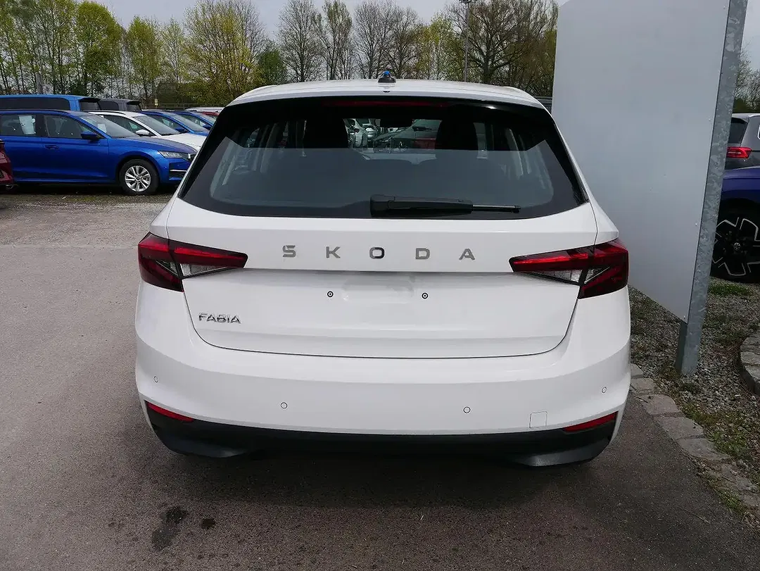 Skoda Fabia - Thumbnail 3