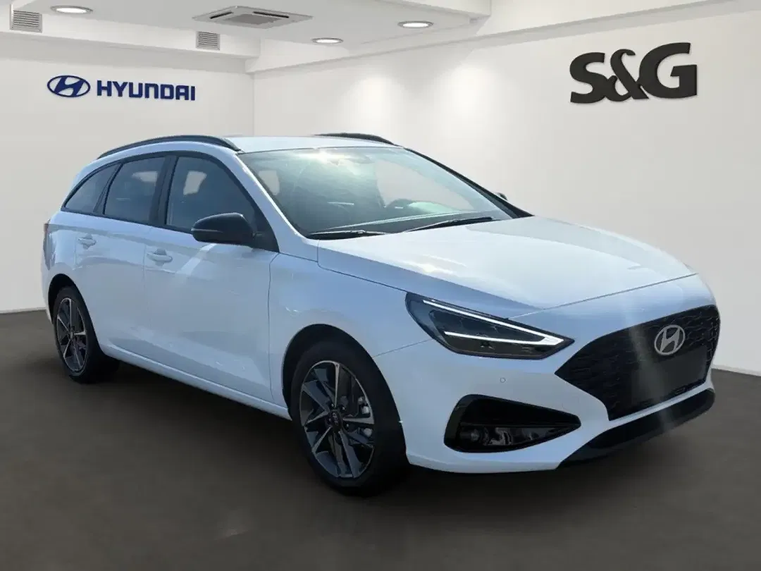 Hyundai i30 - Thumbnail 2