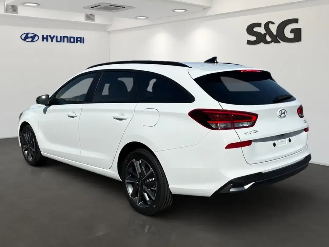 Hyundai i30 - Thumbnail 4